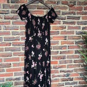 EXPRESS Black Floral  off the shoulder maxi dress Size M